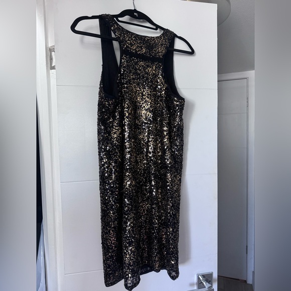 DVF Black & Gold Sequined Pellina party dress ✨🥂 - NWT - Picture 6 of 6